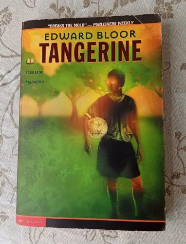 Livro TANGERINE - Edward Bloor * Edição em INGLÊS**