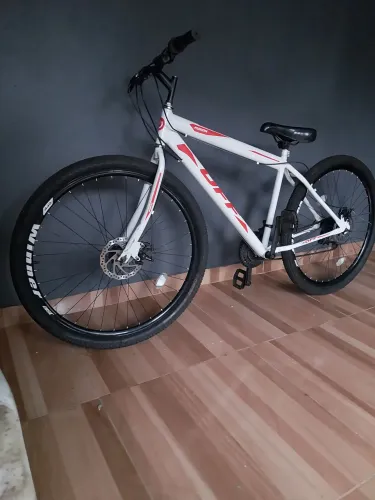 Bicicleta aro 29 freio a disco