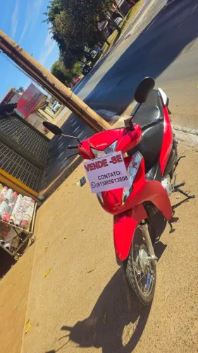Biz 110 2023 com 2026 na mao no ponto de tranferi