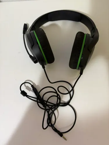 Headset HyperX Cloud Stinger Core para PS4 - Ótimo Estado!