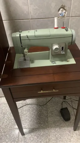 Máquina de costura