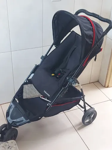 Carrinho de passeio para bebê 