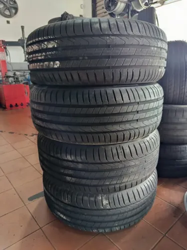 Pneus 215/55/17 Pirelli Scorpion Novos