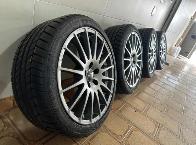 *original* Jogo de rodas OZ 5x100 aro 18 com pneus Dunlop
