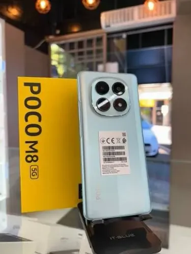 Xiaomi POCO M8 5G 512GB 8GB RAM,,,
