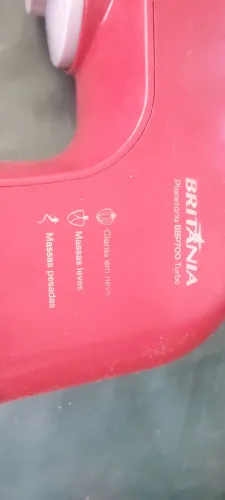 batedeira britania 700 w ( ler a discrisção)