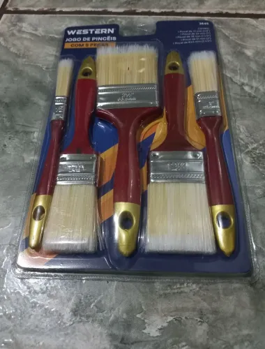 Vendo um kit de Pincel 