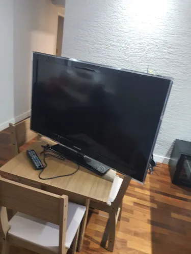 TV LCD Samsung 42 polegadas com Chromecast