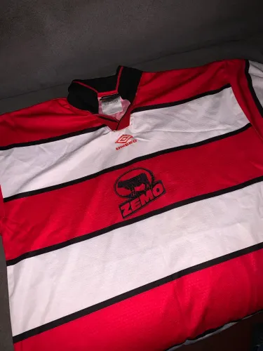 12 Camisas oficiais da umbro para time de futebol 