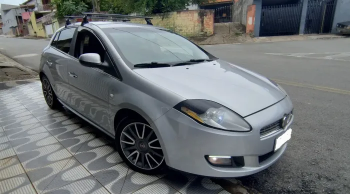 Fiat Bravo Absolute Dualogic 1.8 Flex 16V 5P 2012