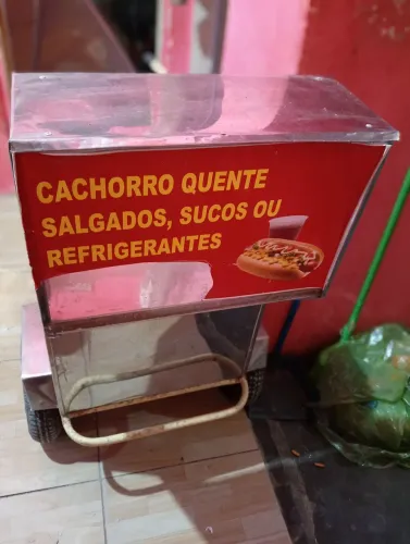 Carroça de cachorro quente. 