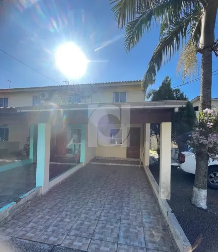 Sobrado a venda em portão