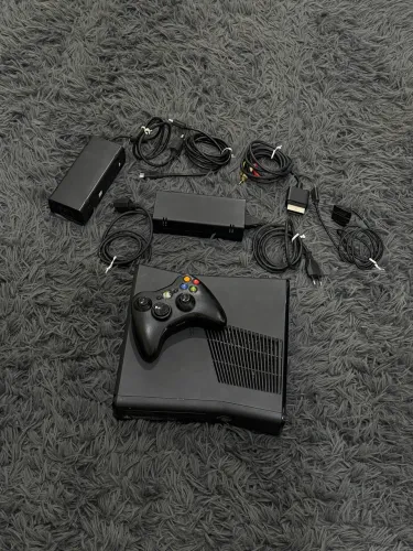 Xbox 360 Slim - Desbloqueado - Com Garantia
