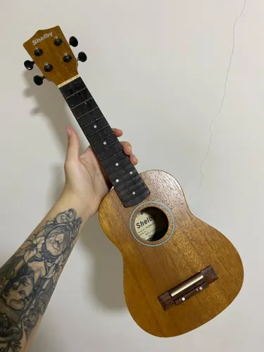 Ukulele shelby SU-21M STNT