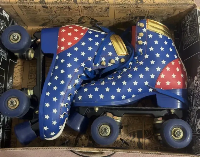 Patins da mulher maravilha