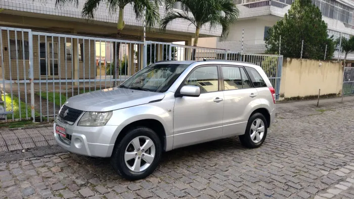 Suzuki Grand Vitara 2.0 16V 4x2/4x4 5P Aut. 2011