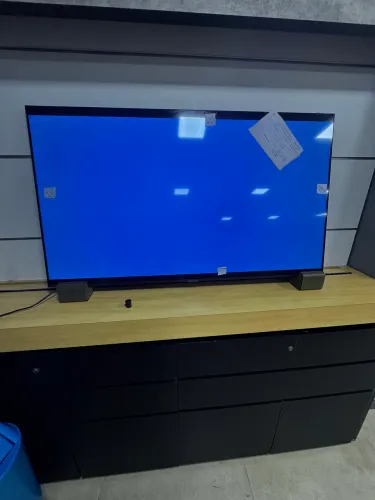 Smart tv Qled 50 Samsung com lista na tela