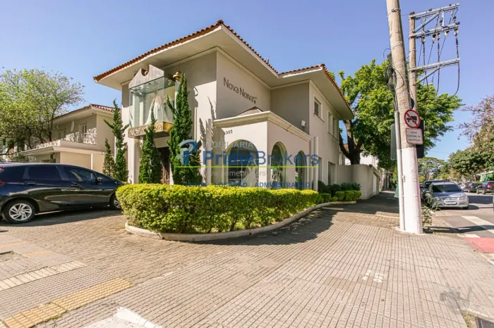 Ponto comercial/ Loja de 240 m² - Pinheiros Ponto comercial/ Loja de 240 m² - Pinheiros