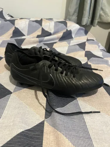 Chuteira Nike Tiempo 10 Pro