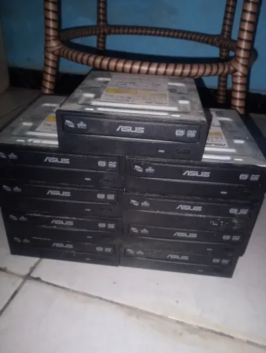 Vendo 9 gravadoras modelo Asus novas leia tudo informações localização 
