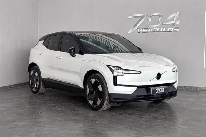 Volvo EX30 E60 Plus (elétrico) 2024