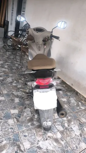 Honda biz 125 usada só para trabalho e andar no bairro