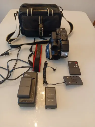 Filmadora JVC completa no estado 