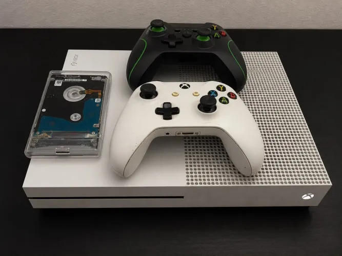 Xbox One S