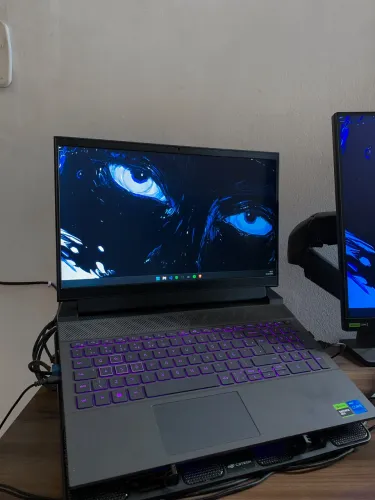 DELL G15 RTX 4050 1TB