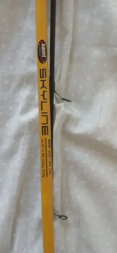 Vara de pesca Sakuline pouco usada.