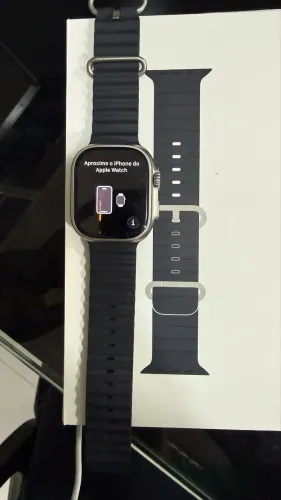 Apple Watch Ultra 49mm GPS + Celular ?