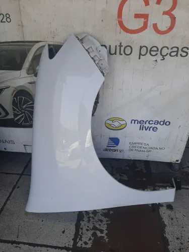 Paralama lado direito sandero / Logan 2015 / 22