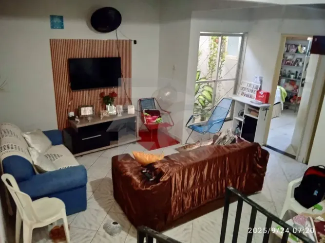 Imóvel no Santos Dumont à Venda com Varanda e Área de Ventilação