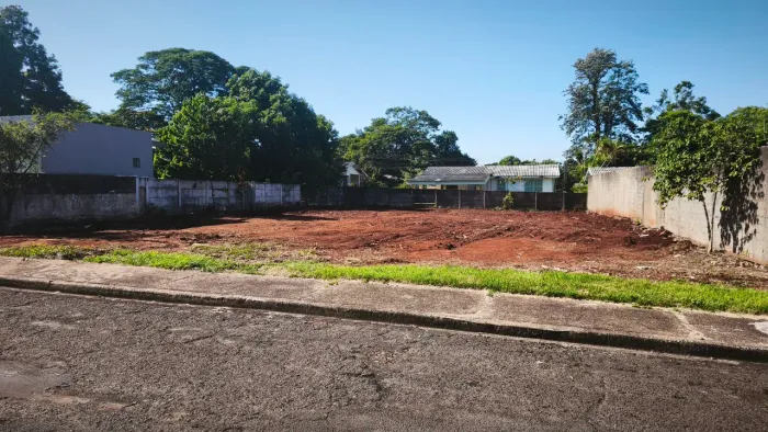 Terreno a Venda na Vila A, com 638m2.