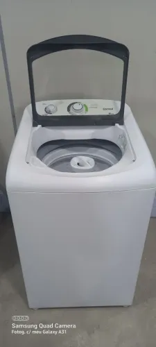 Máquina  consul  09 kg funcionando  perfeitamente 