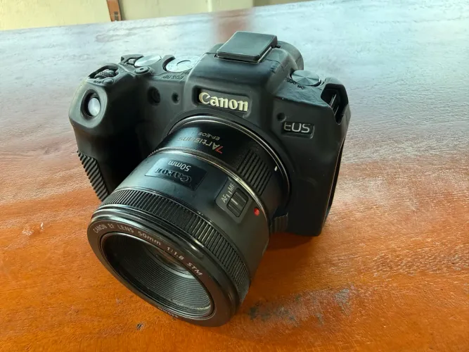 CANON RP + ADAPTADOR EF 