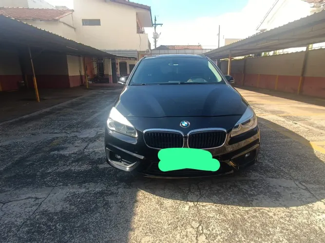BMW 220i volto até 50.000 em carro de maior valor
