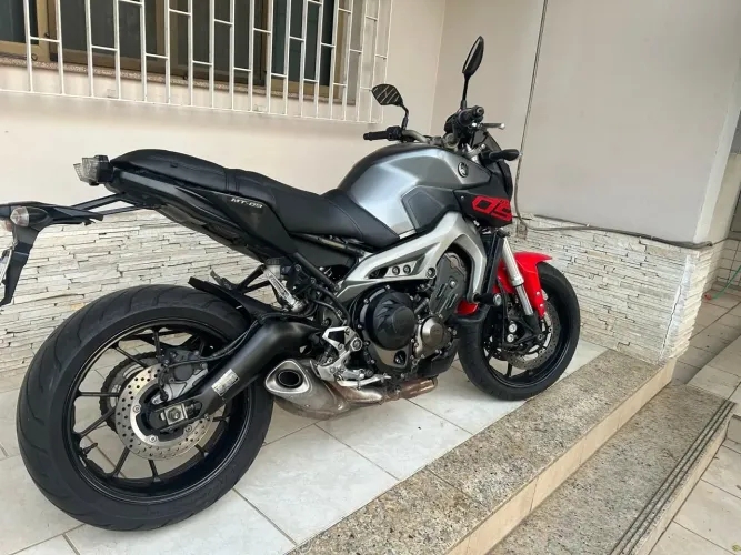 MT09 2015 UNICO DONO