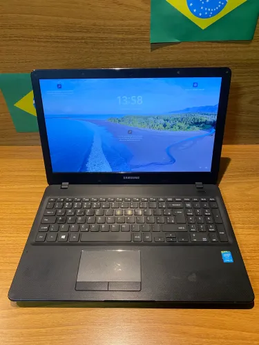 Notebook Samsung i3 5th MUITO NOVO!