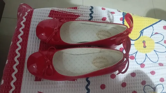 Vendo sapato diferenciado fofo !