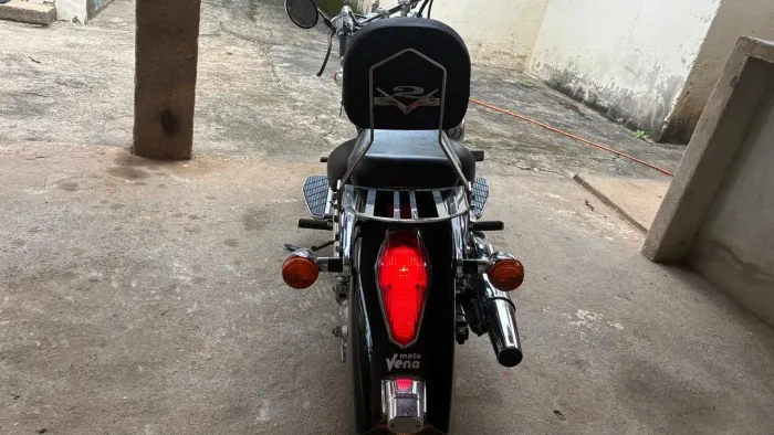 Honda Shadow VT 750, ANO 2009