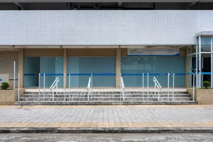 LOCAÇÃO  LOJA COMERCIAL NA VILA VALENÇA