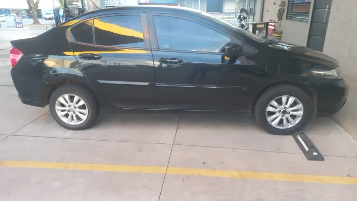 Honda City Sedan LX 1.5 Flex 16V 4P Mec. 2013