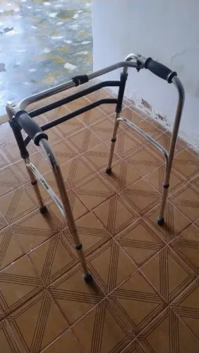 Cadeira e andador