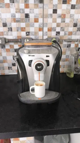 MÁQUINA DE CAFÉ ESPRESSO CAFETEIRA SAECO ODEA GO AUTOMÁTICA - MOE GRÃO NA HORA - 220V