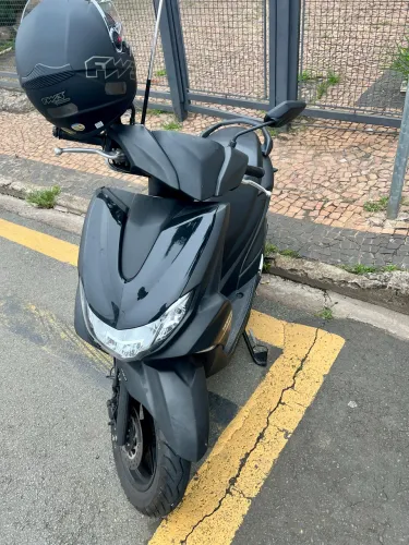 YAMAHA FLUO 125 COM APENAS 1800 KM