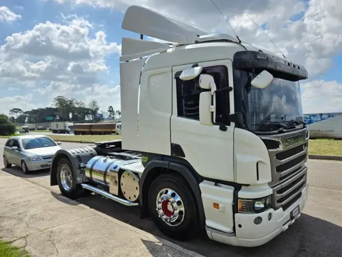 Scania P 360 4x2 Ano 2013 Automático Rodas de Alumínio Ar Condicionado Elétrico de Teto