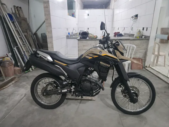 Impecável - Moto Nova - Lander 250 Bege 2024 - Apenas 5k km - Nunca Caiu - Perfeita