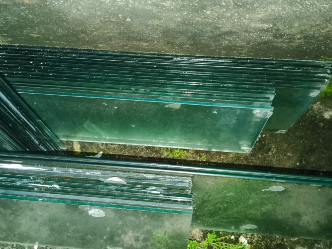 Balcão E Vitrine De Vidro Com Alumínio (Ideal P/ Lojas E Farmácias)