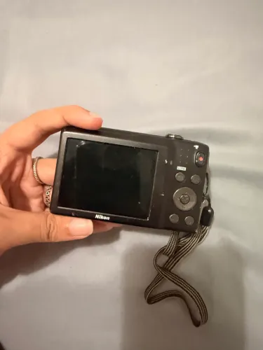 nikon coolpix s3300